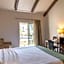 Cannery Row Inn