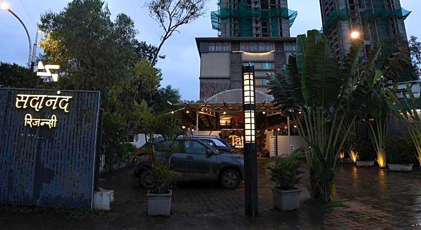 Hotel Sadanand Regency                                                                          