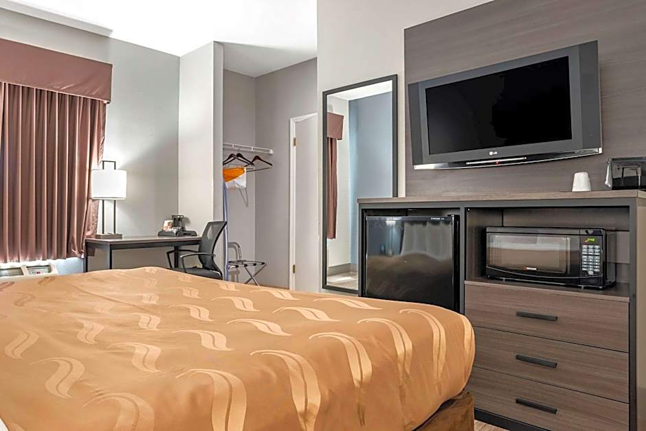 Quality Inn & Suites