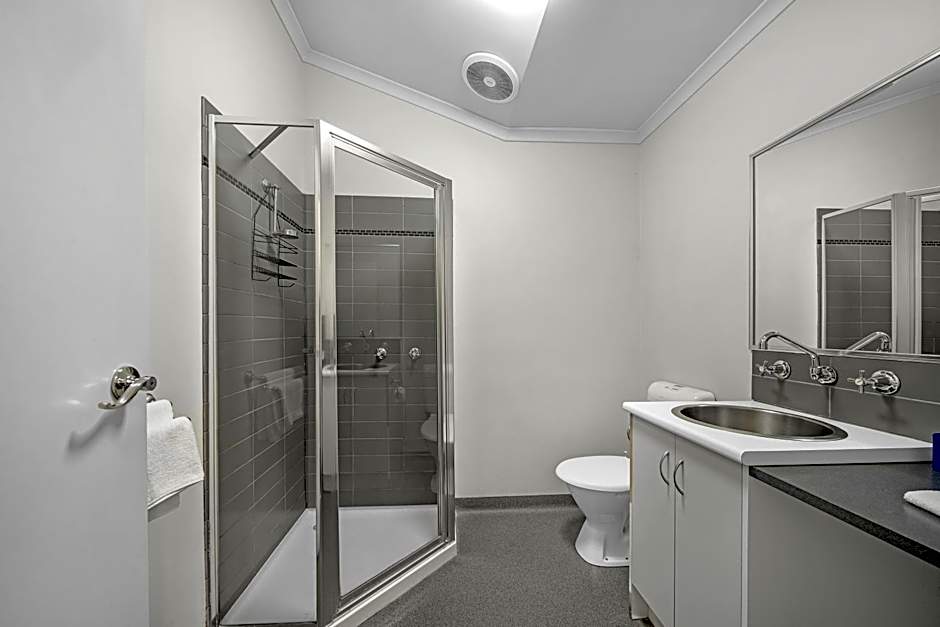 Sovereign Views Apartments