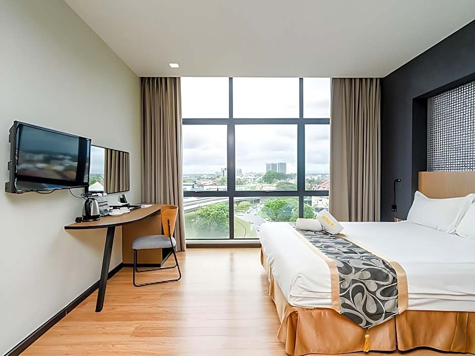 Roxy Hotel & Apartments