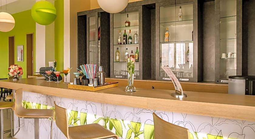Ibis Constantine