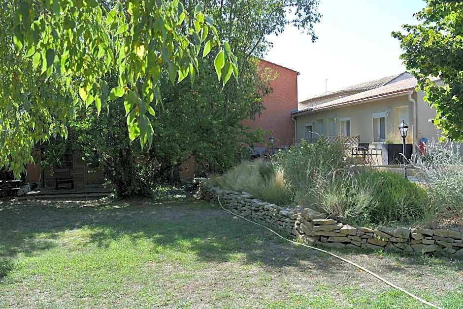 Logis Hôtel Restaurant Le Clos des Capitelles