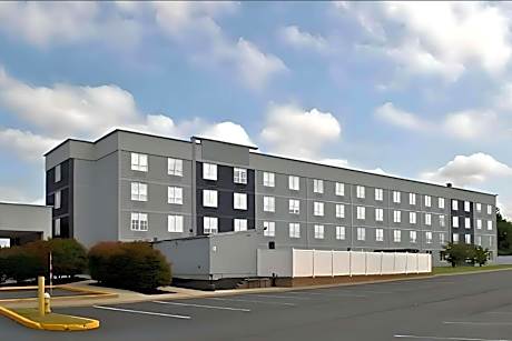 Comfort Inn & Suites Pottstown Eastern Gateway