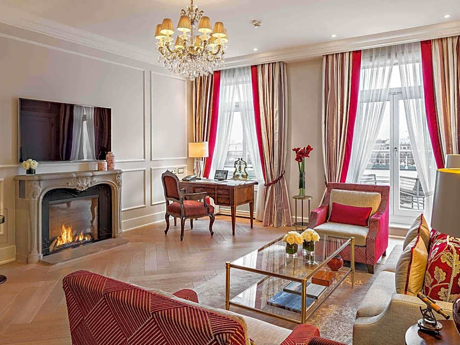 Fairmont Hotel Vier Jahreszeiten