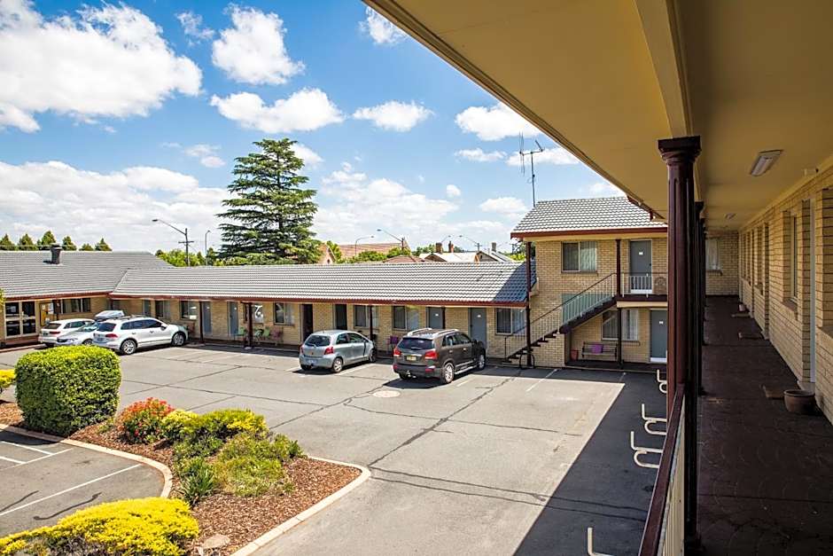 Lilac City Motor Inn