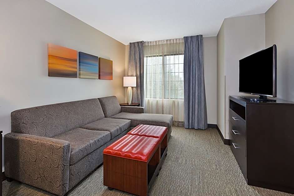 Staybridge Suites Detroit-Utica By IHG