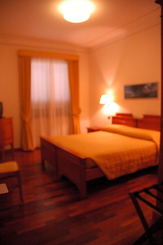 Photo 1 of 4 of 1 Bedroom Apartment