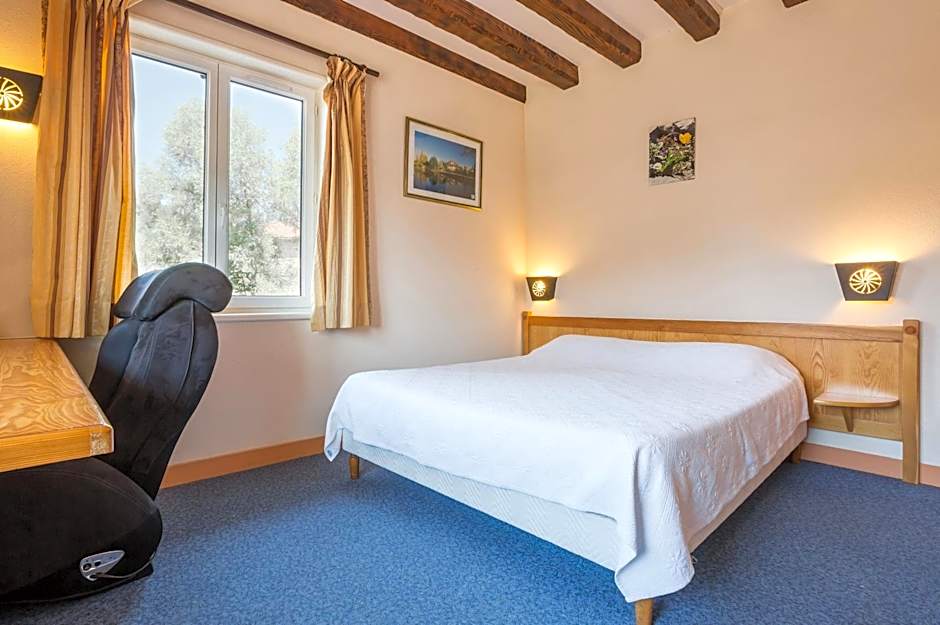 Logis Des Rives De L'Arzon