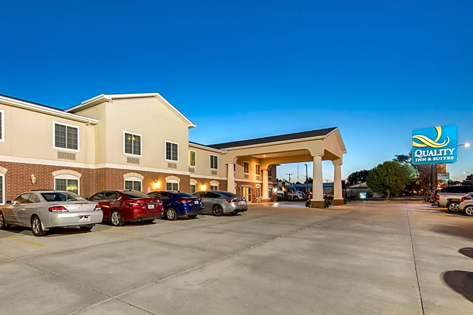 Quality Inn & Suites Clayton, NM