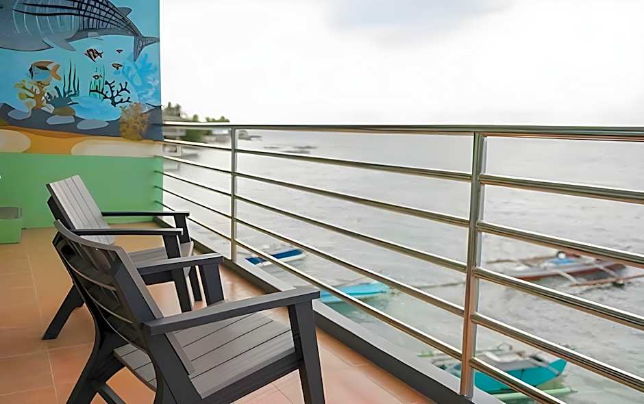 GT Seaside Inn