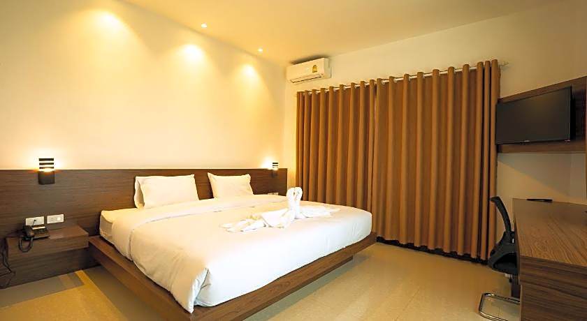 Intouch Riverside Hotel