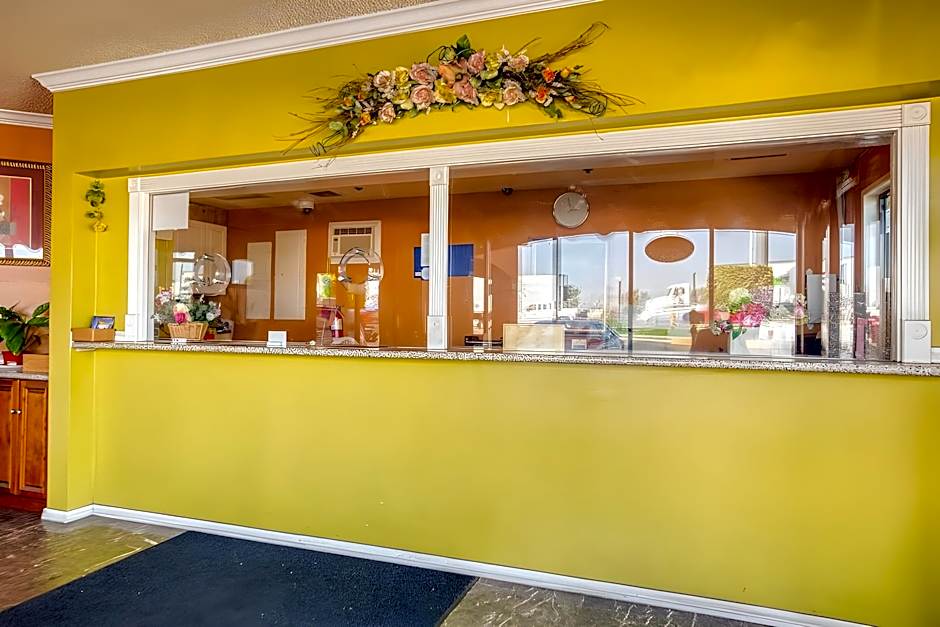 Heritage Inn And Suites – Corona, CA