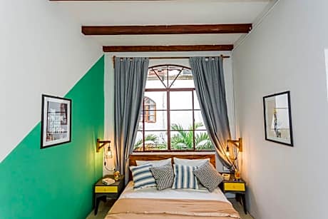 Compact Room, Private Bathroom