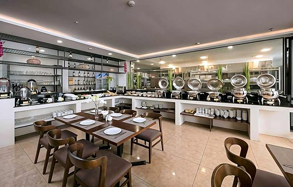 Azure Sapa Hotel