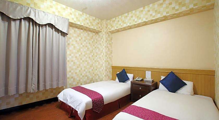 Chiayi Crown Hotel