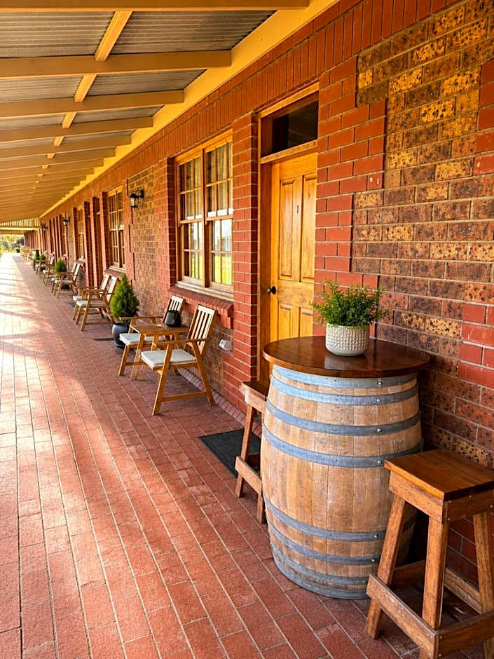 Coonawarra Place Motor Inn