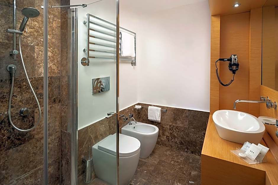UNA HOTELS Napoli