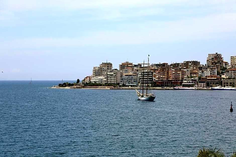 Hotel Strora