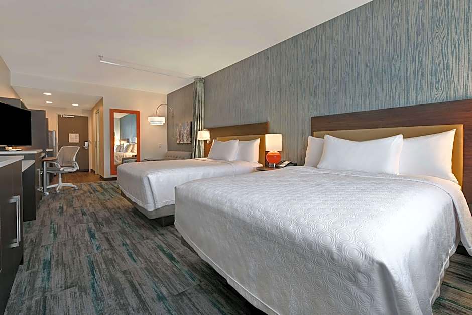 Photo 1 of 2 of Studio 2 Queen Beds, Hearing/Mobility Accessible, Bathtub