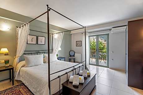 Superior Double Room with Balcony