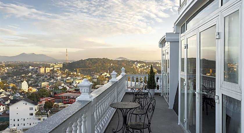 New Life Hotel Dalat