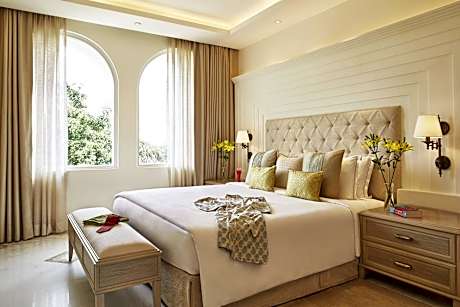 Deluxe Suite 1 Bedroom with City View
