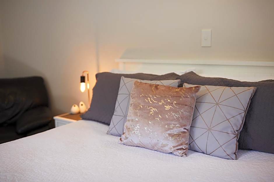 Blenheim Palms Motel