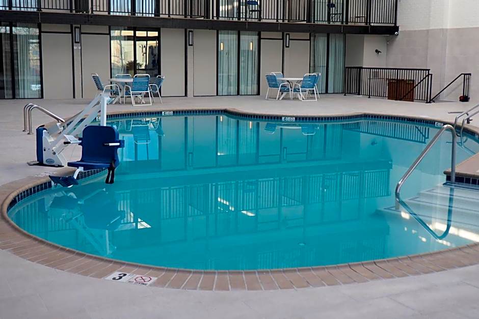 Holiday Inn Harrisburg I-81 By IHG