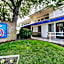 Motel 6-Pinole, CA