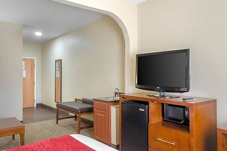 Comfort Inn & Suites Covington - Mandeville