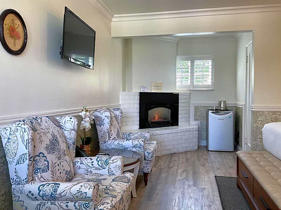 Carmel Green Lantern Inn