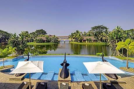 The Zuri Kumarakom - Kerala Resort & Spa