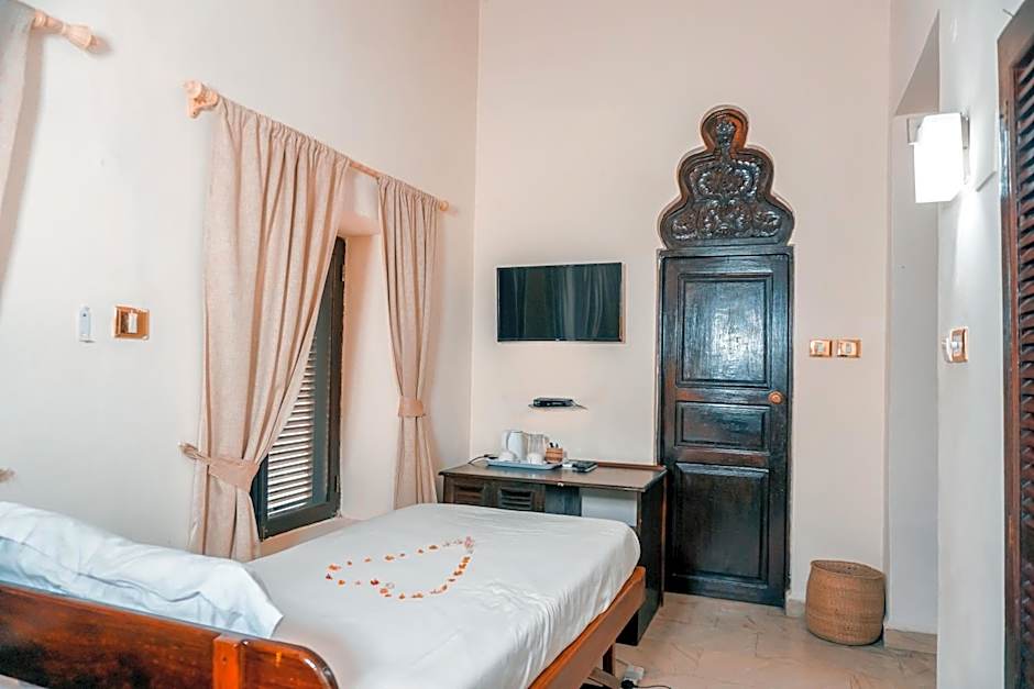 Al Johari Hotel & Spa