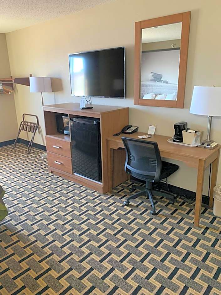 Super 8 by Wyndham O Neill NE