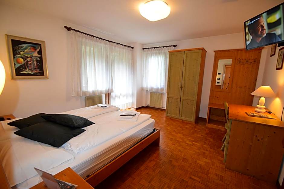 Albergo Miravalle-Tre Cime Views