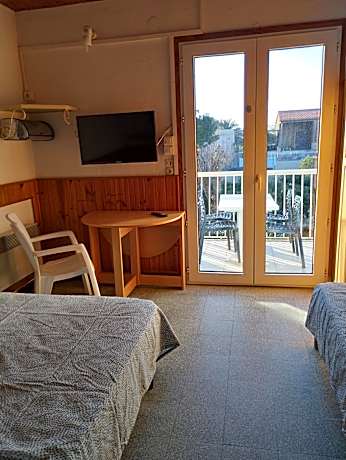 Studio with Garden View