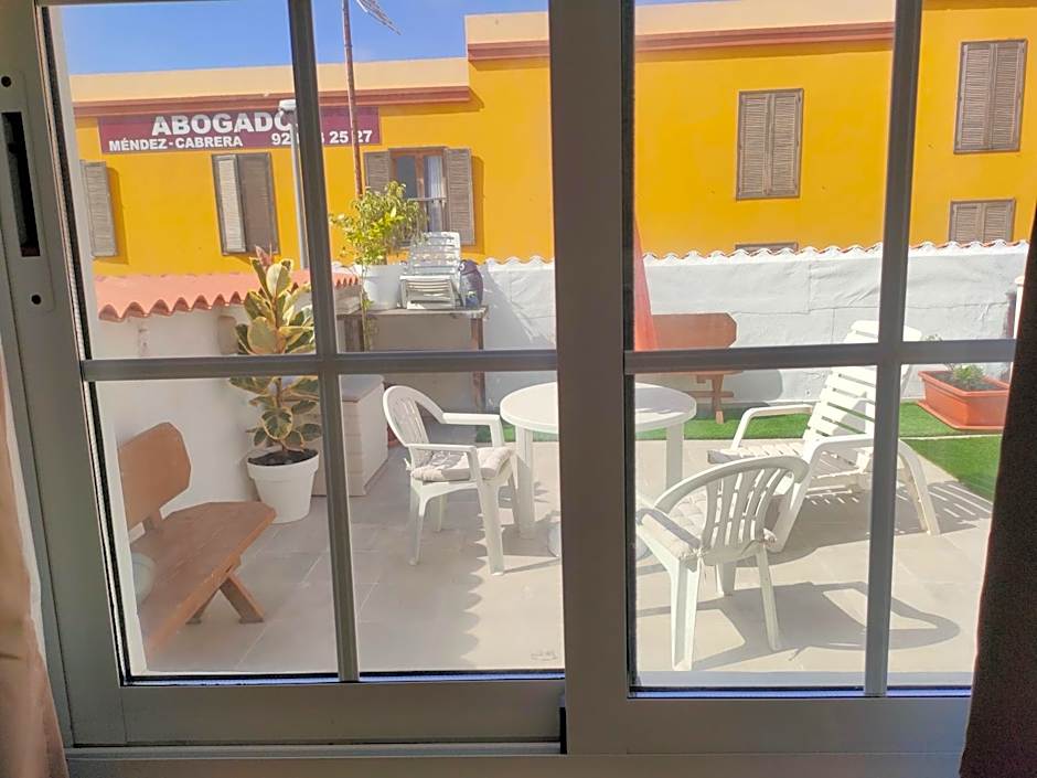 Alba 2 apartamento y Alba 3 habitación con baño