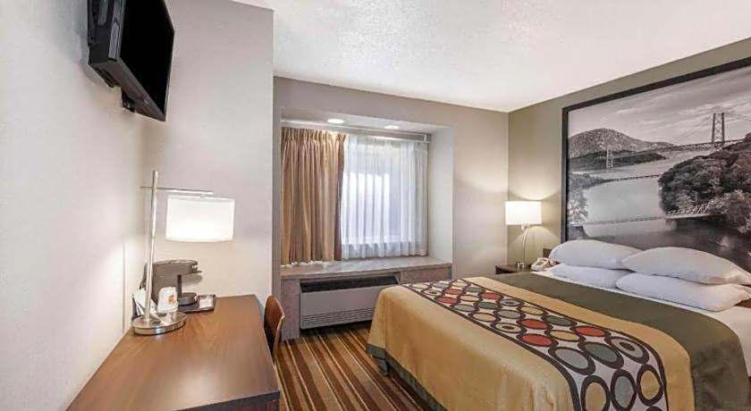 Super 8 by Wyndham Schenectady/Albany Area