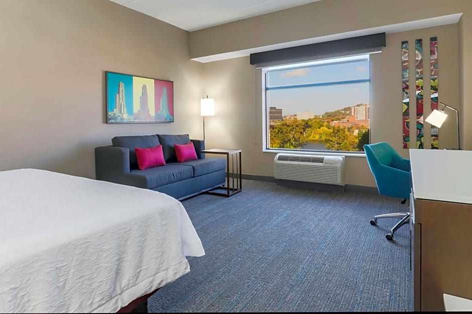 Hampton Inn By Hilton And Suites Pittsburgh-Downtown