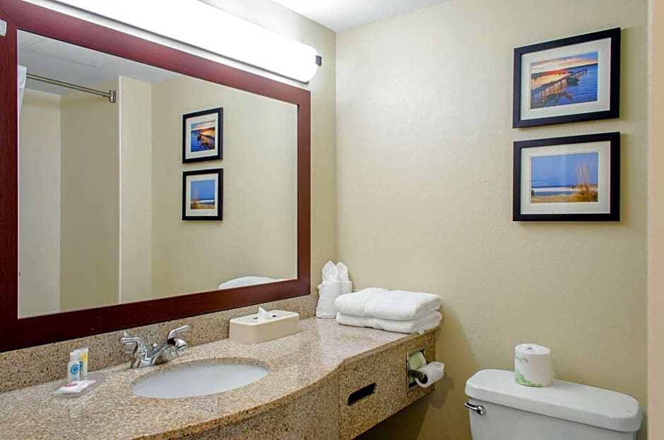 Comfort Inn & Suites Biloxi-D'Iberville