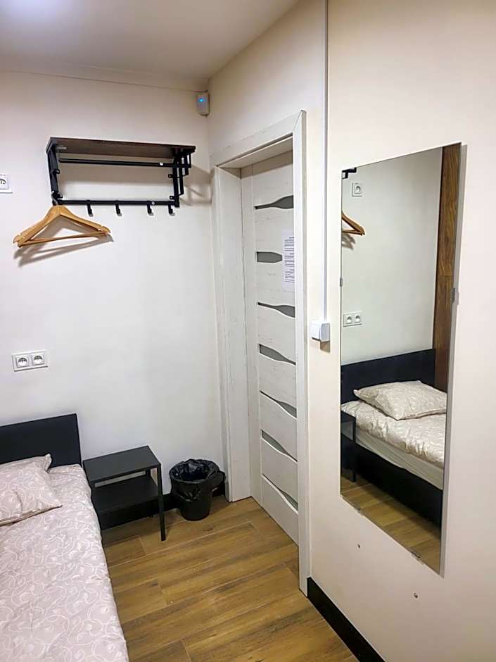 Rooms4Rest Bokserska - Private rooms for tourists - ATR Consulting Sp, z o,o,