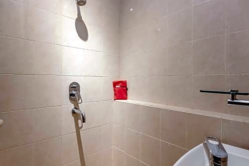 RedDoorz Syariah Plus @ Jatibening