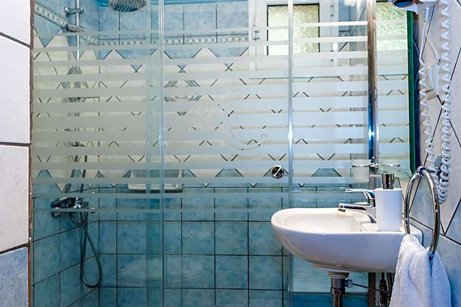 Andreolas Luxury Suites