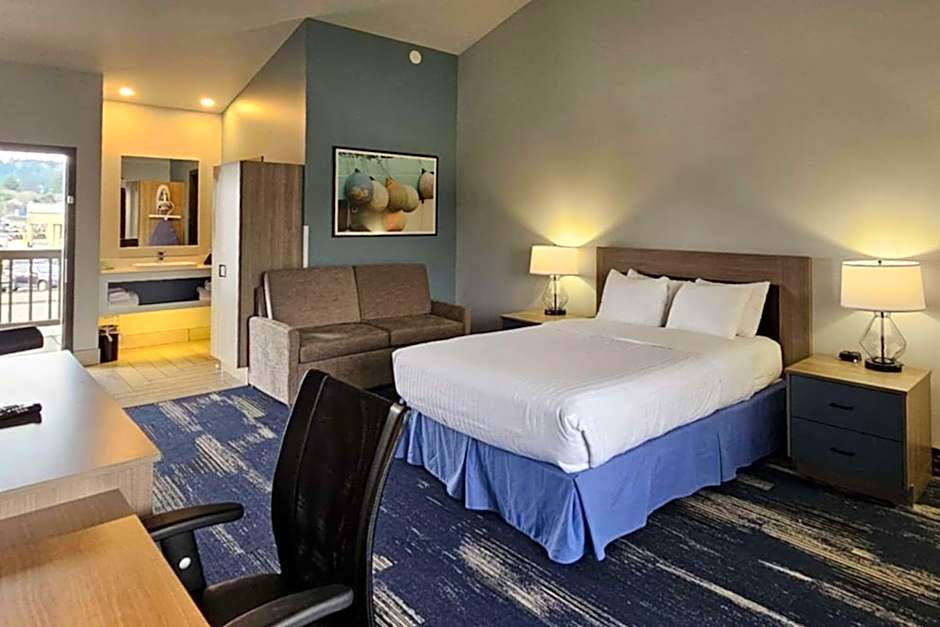 Edgewater Inn and Suites, an Ascend Collection Hotel
