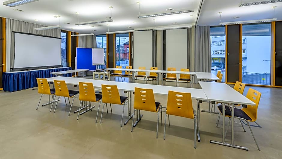 Jugendherberge Stuttgart Neckarpark