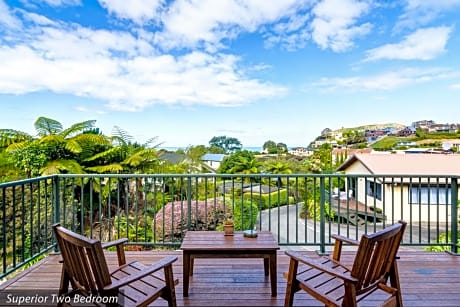 Superior Two Bedroom Unit with Sea View