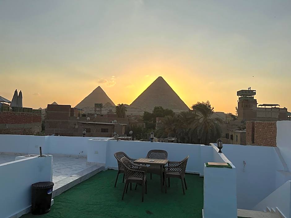 Imperial Pyramids View Inn