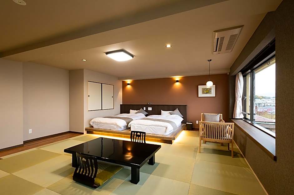 Choubounoyado Shiori