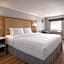 Destin Inn & Suites